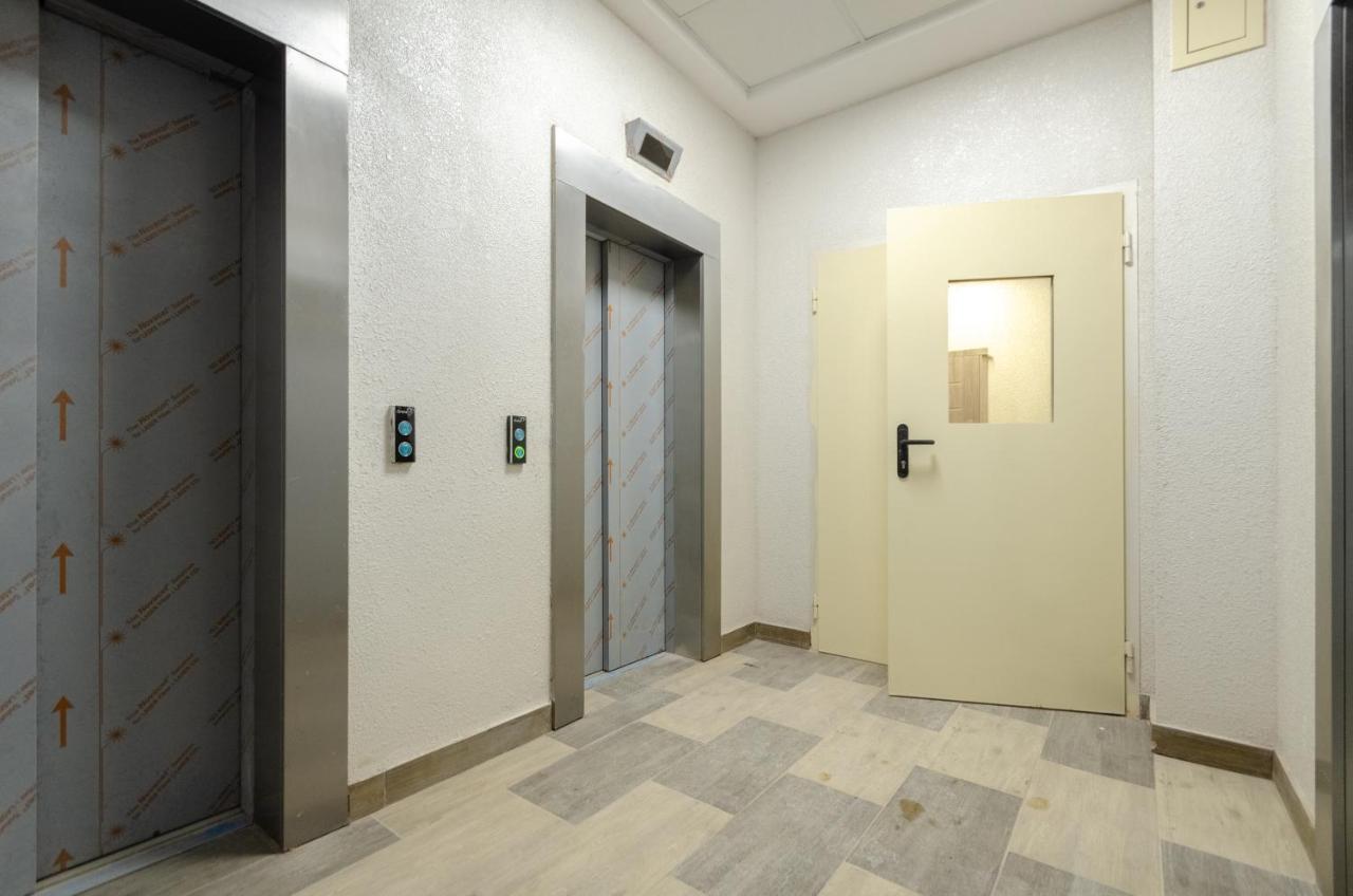 Petrovdom 12-131B Apartments In Rc "Yaroslaviv Grad"Bulvarno Kudriavska 17B Kijów Zewnętrze zdjęcie